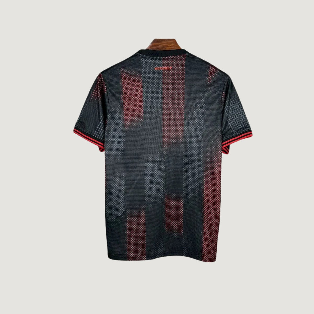 Bayer Leverkusen – Maillot Domicile 2025/26 – Noir, Rouge
