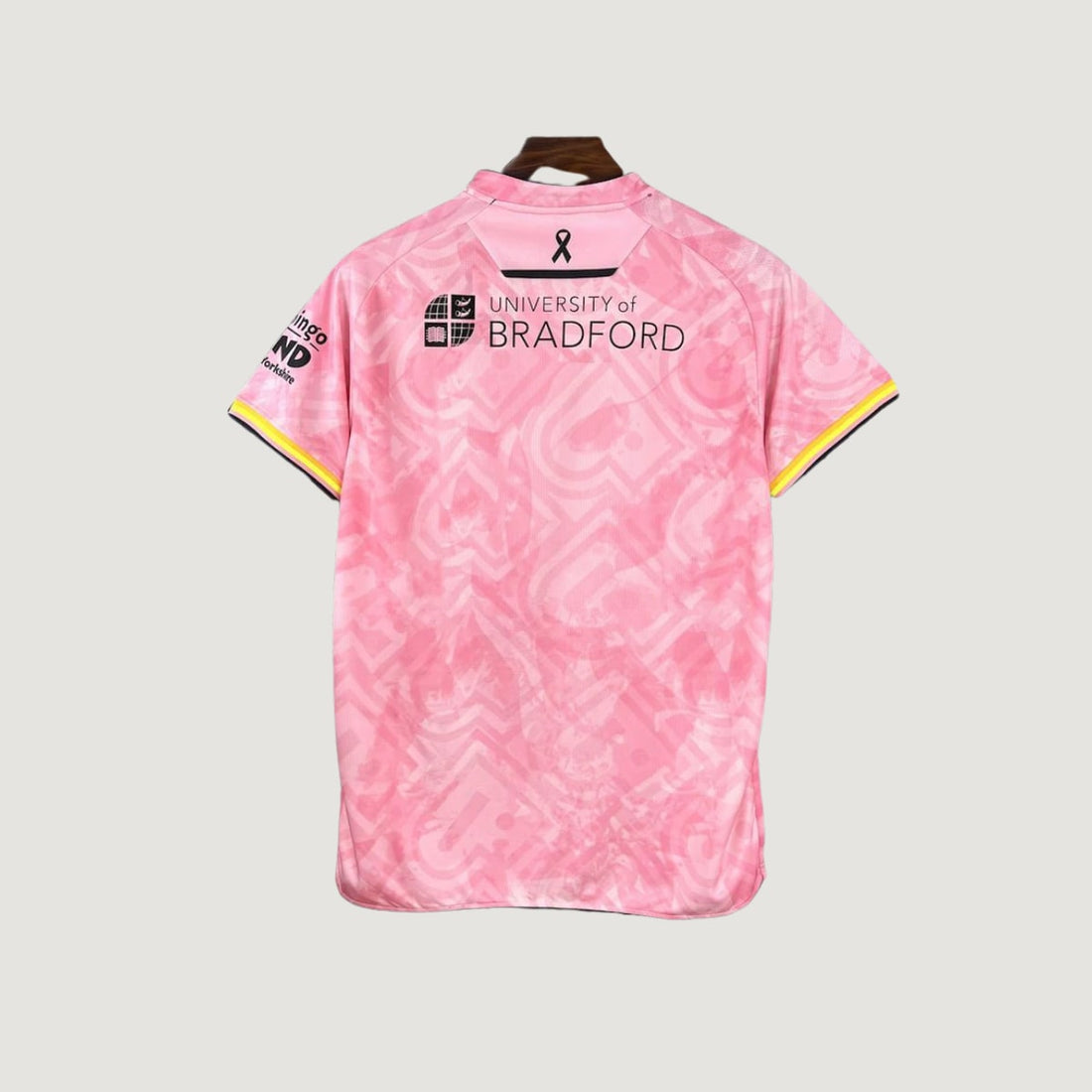 Bradford City – Maillot Extérieur 2025/26 – Rose