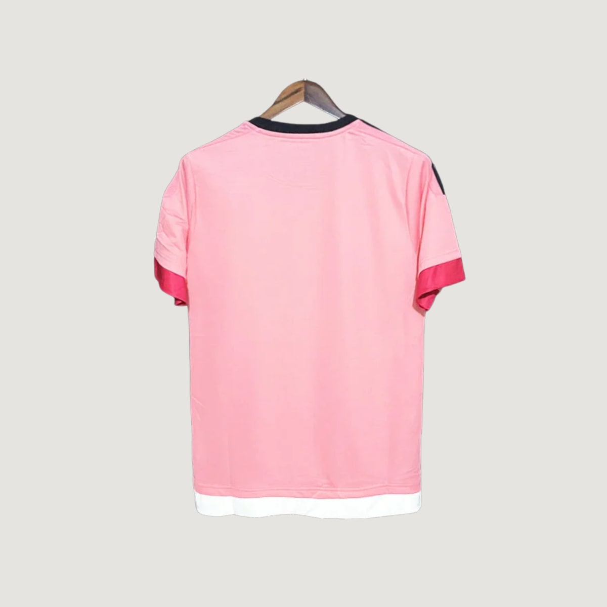 Juventus – Maillot Extérieur Retro 2011/12 – Rose