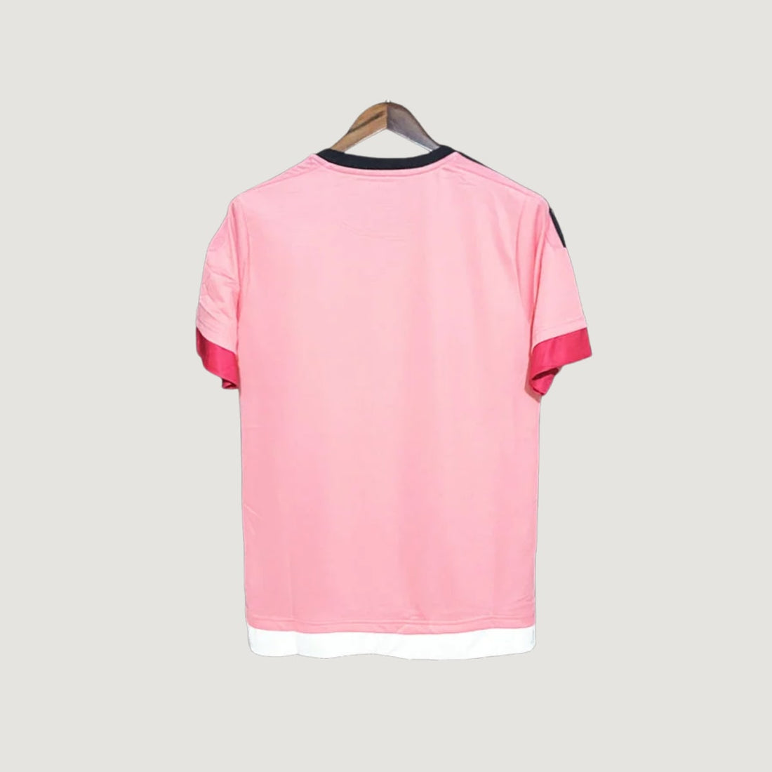 Juventus – Maillot Extérieur Retro 2011/12 – Rose