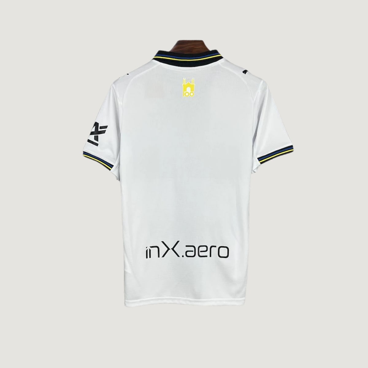 Parma Calcio – Maillot Domicile 2025/26 – Blanc, Croix Noire