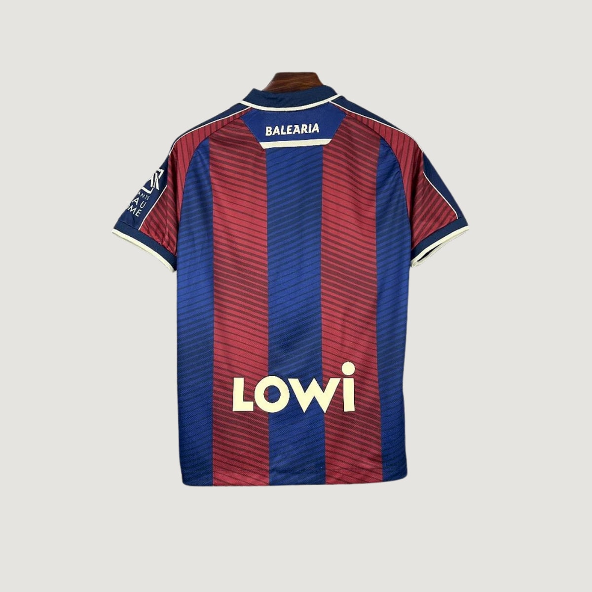 Levante UD – Maillot Domicile 2025/26 – Rayures Bleu, Grenat