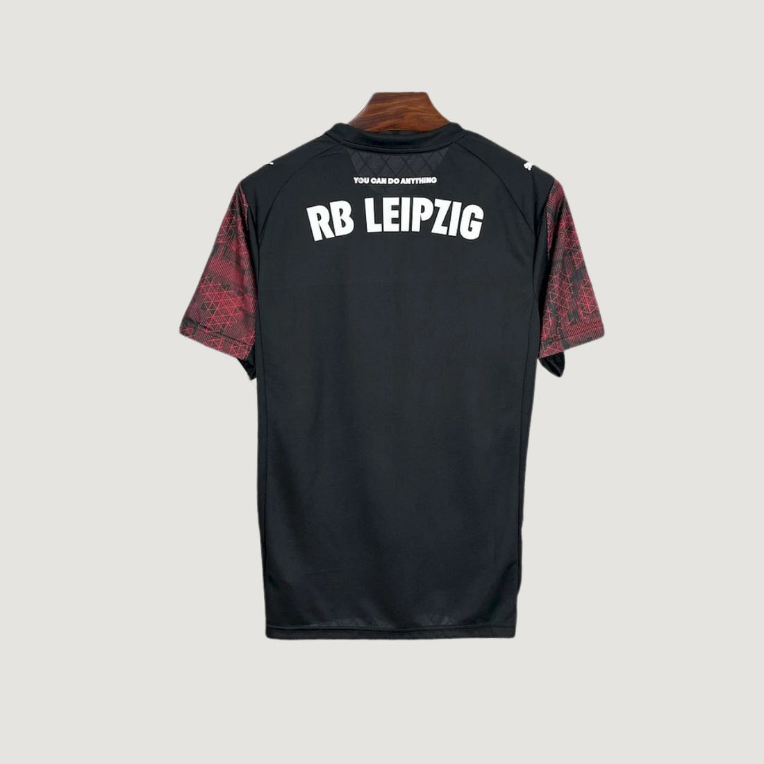 RB Leipzig – Maillot Third 2025/26 – Rouge, Noir