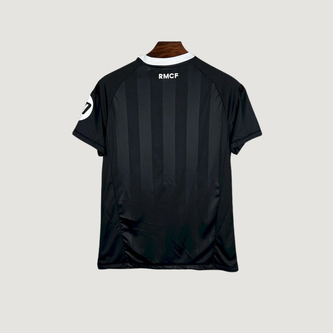 Real Madrid – Maillot Goalkeeper 2025/26 – Noir, Blanc