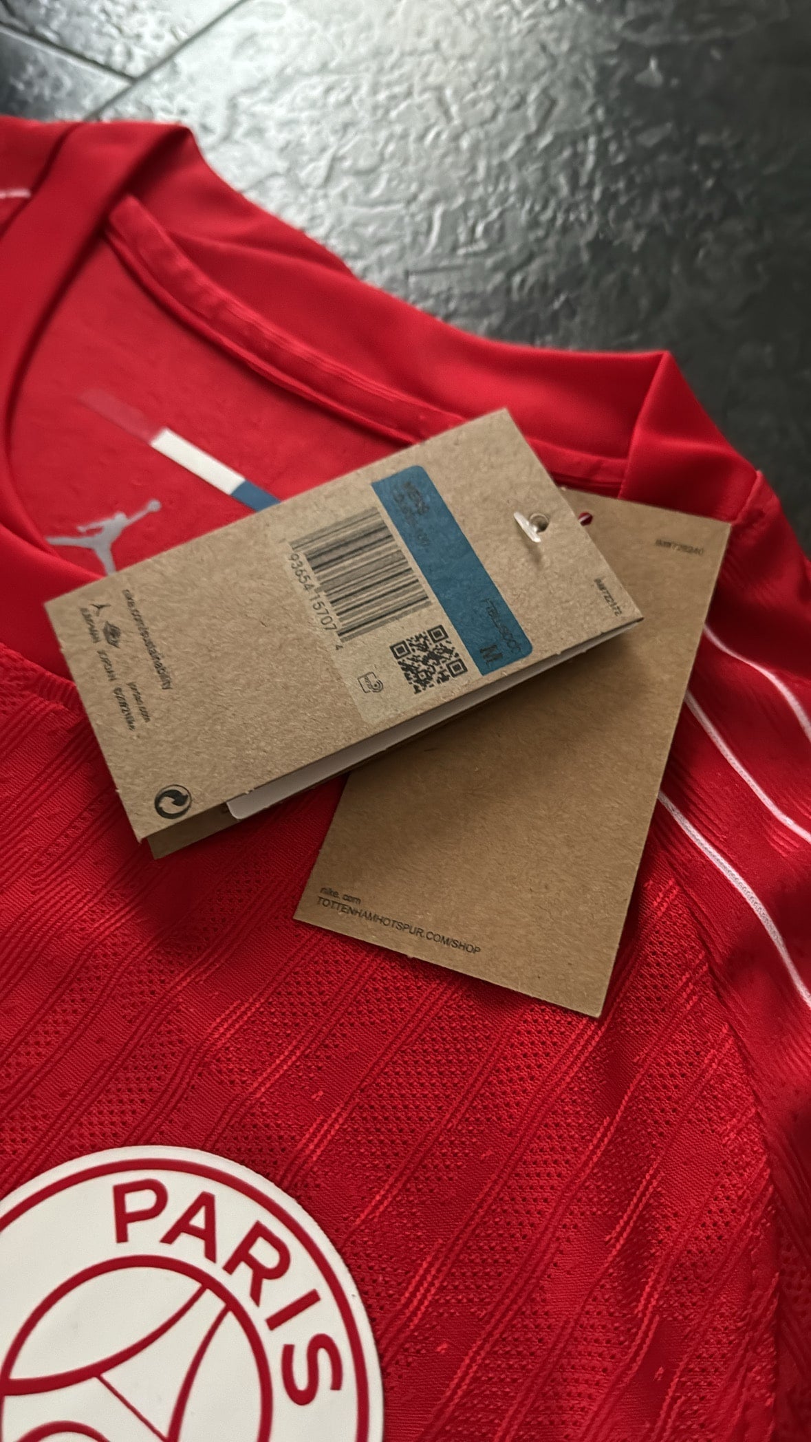 Paris Saint Germain ( PSG ) - Maillot d’entraînement 24/25 - Rouge