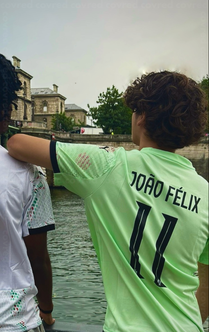 Portugal – Maillot Extérieur 2025  – Vert Menthe & Détails Noir