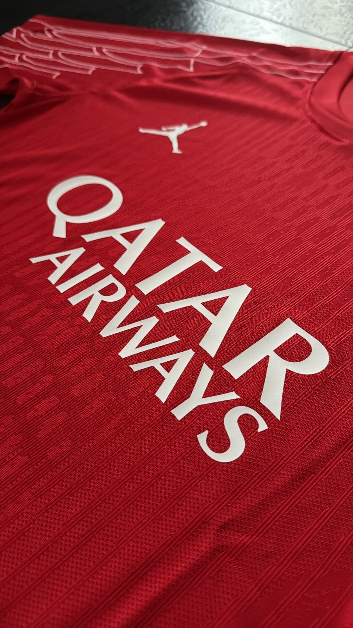 Paris Saint Germain ( PSG ) - Maillot d’entraînement 24/25 - Rouge
