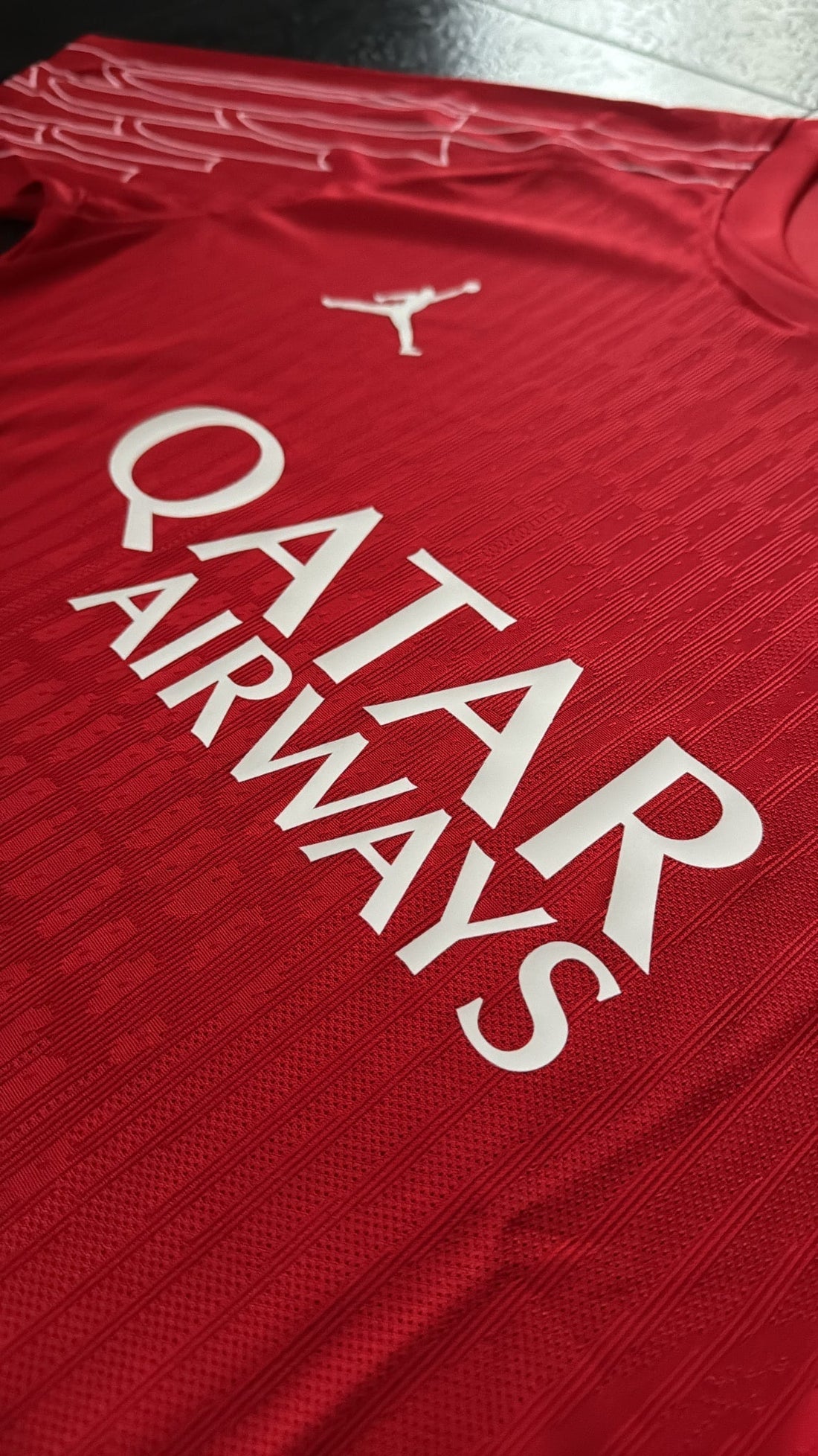 Paris Saint Germain ( PSG ) - Maillot d’entraînement 24/25 - Rouge