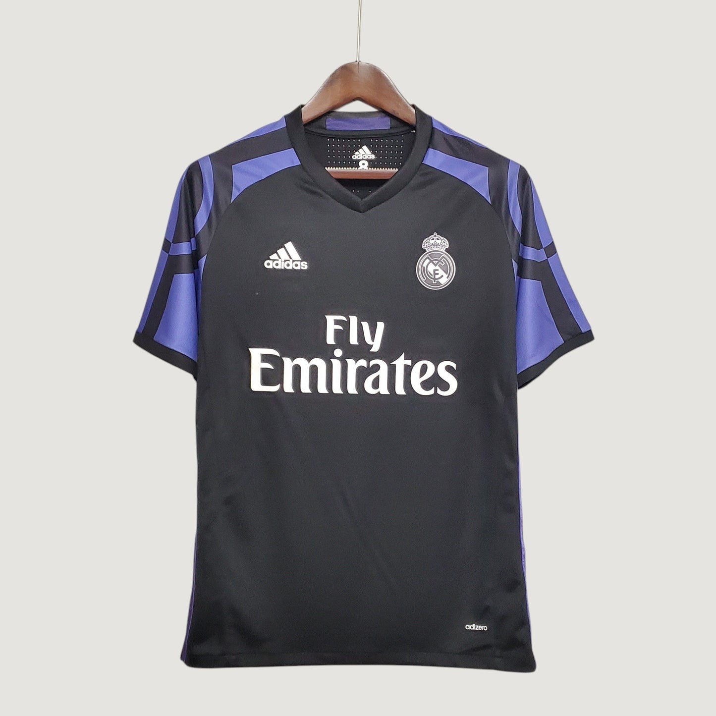 Real Madrid - Maillot Rétro extérieur 2016/2017 - Noir, Violet