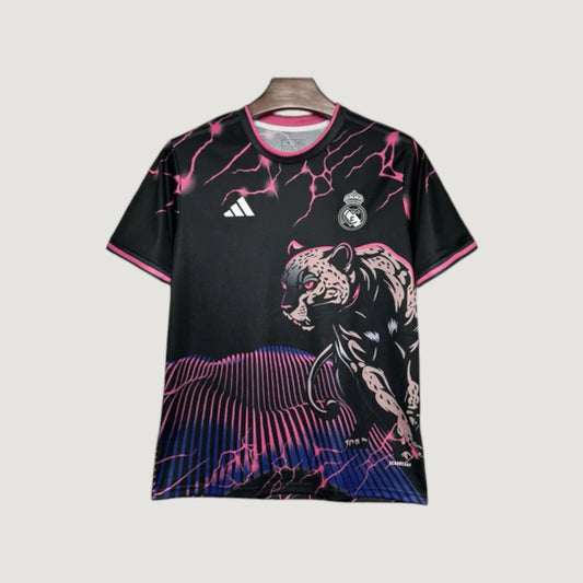 Real Madrid – Maillot Concept 25/26 – Noir & Rose
